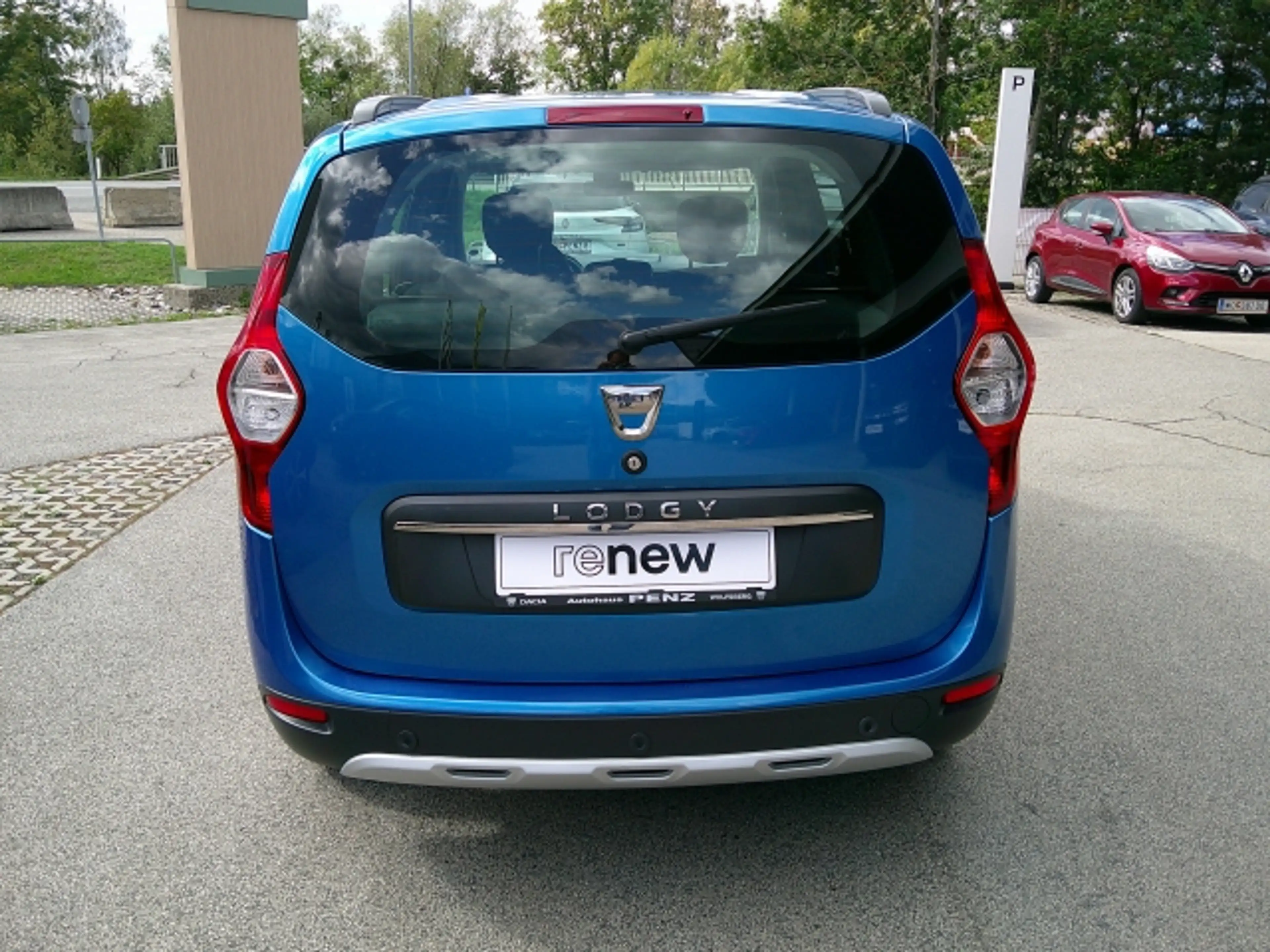 Dacia Lodgy LODGY Celebration TCe 130 PF 5-sitzig — photo 6