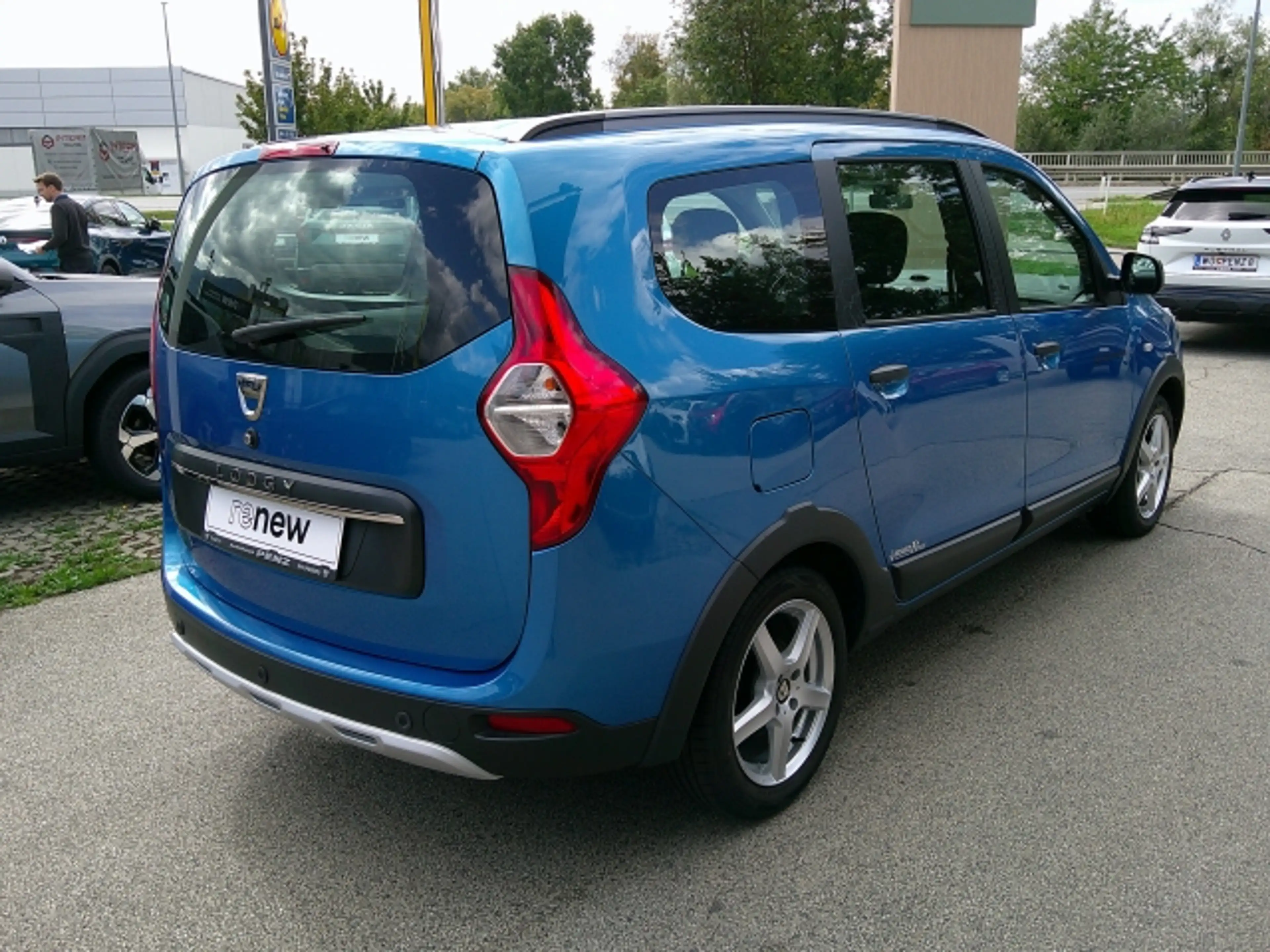 Dacia Lodgy LODGY Celebration TCe 130 PF 5-sitzig — photo 5