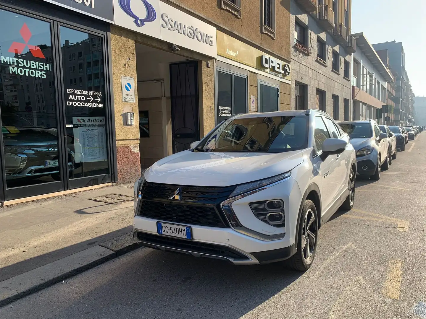 Mitsubishi Eclipse Cross 2.4 MIVEC 4WD PHEV Intense Blanco - 1