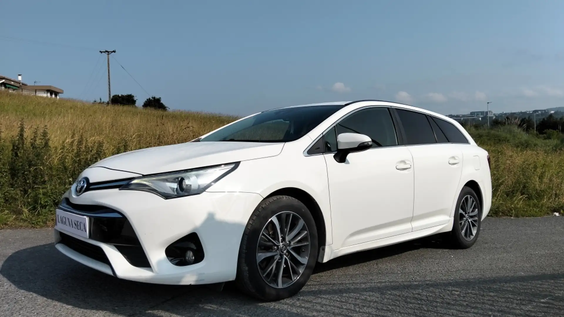 Toyota Avensis TS 150D Advance Blanco - 1