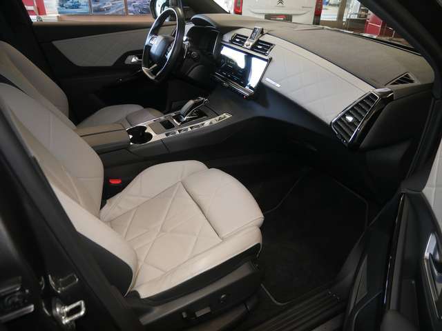 DS Automobiles DS 7 Crossback E-Tense Rivoli 4x4 LED PANO
