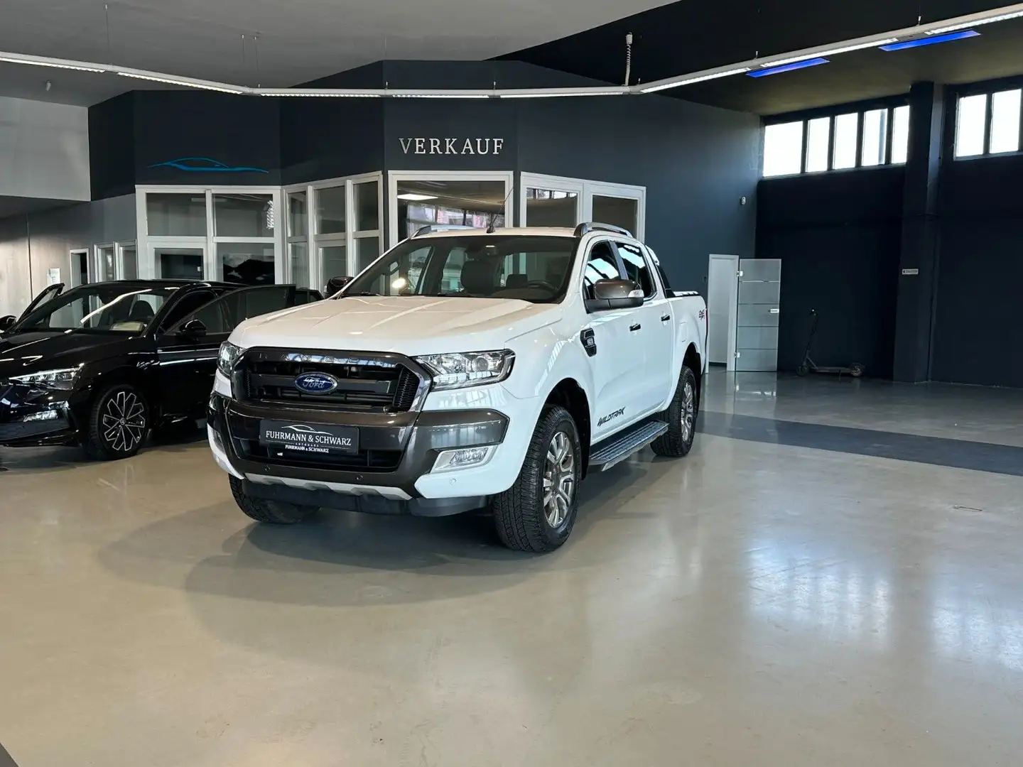 Ford Ranger 3.2 Aut. Wildtrak AHK+Rfkam+Offroad Pak. Weiß - 2