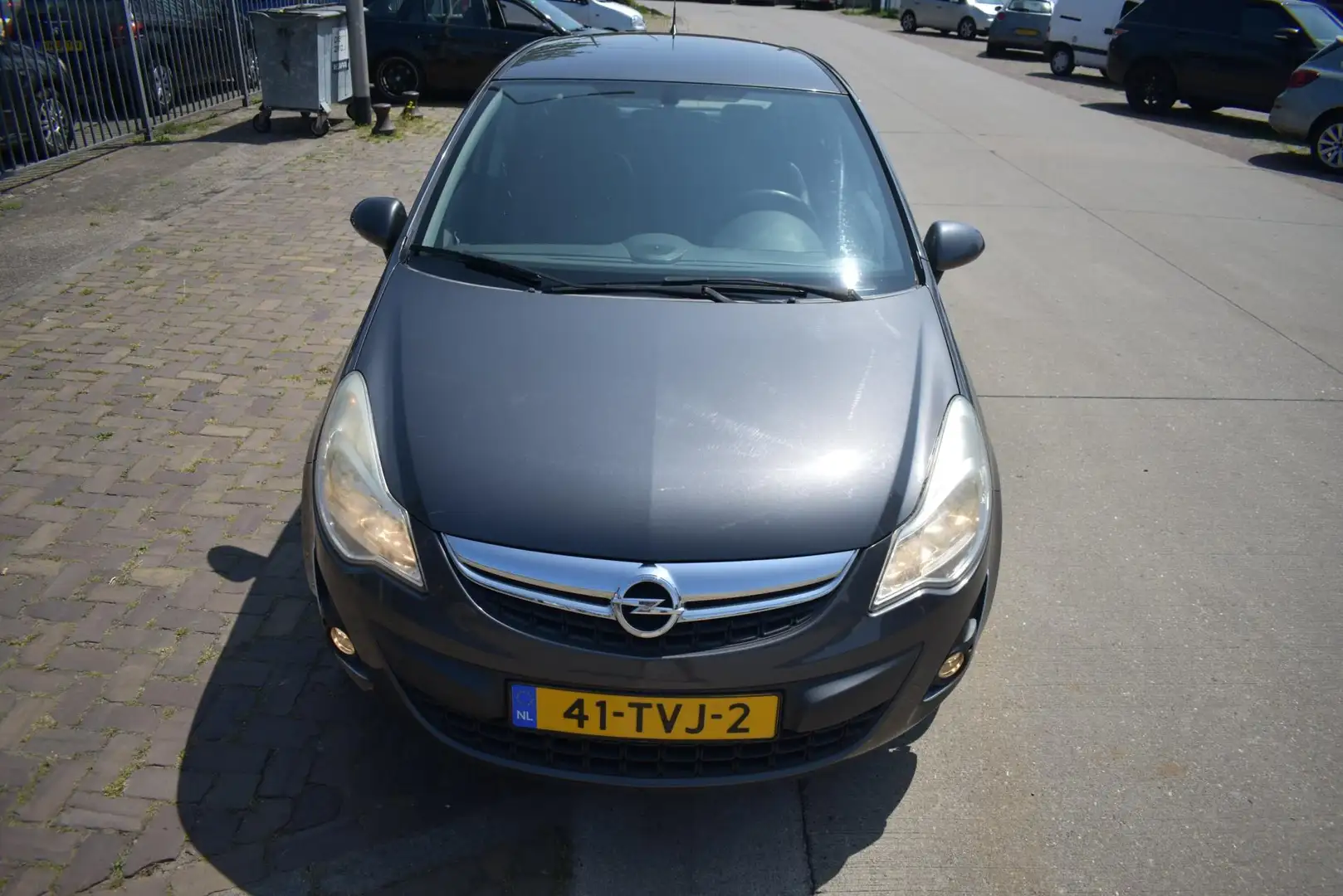 Opel Corsa 1.2-16V Anniversary Edition Grau - 2