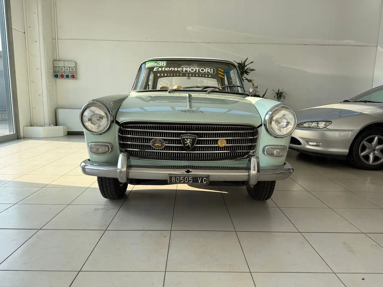Peugeot 404, foto 3