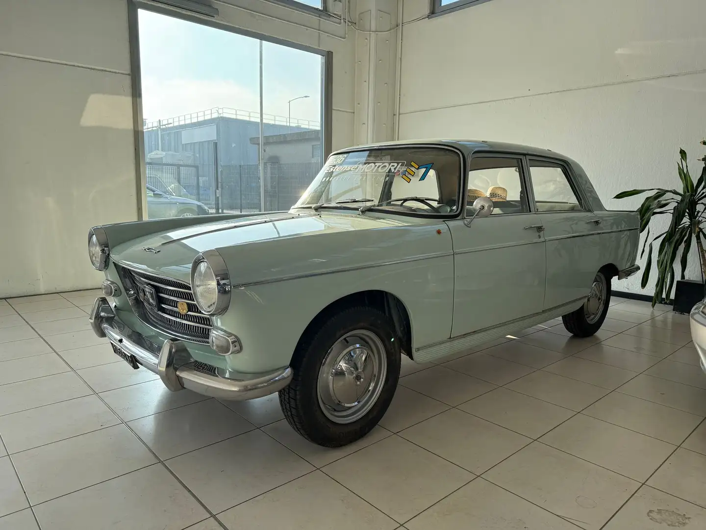 Peugeot 404 Blau - 1