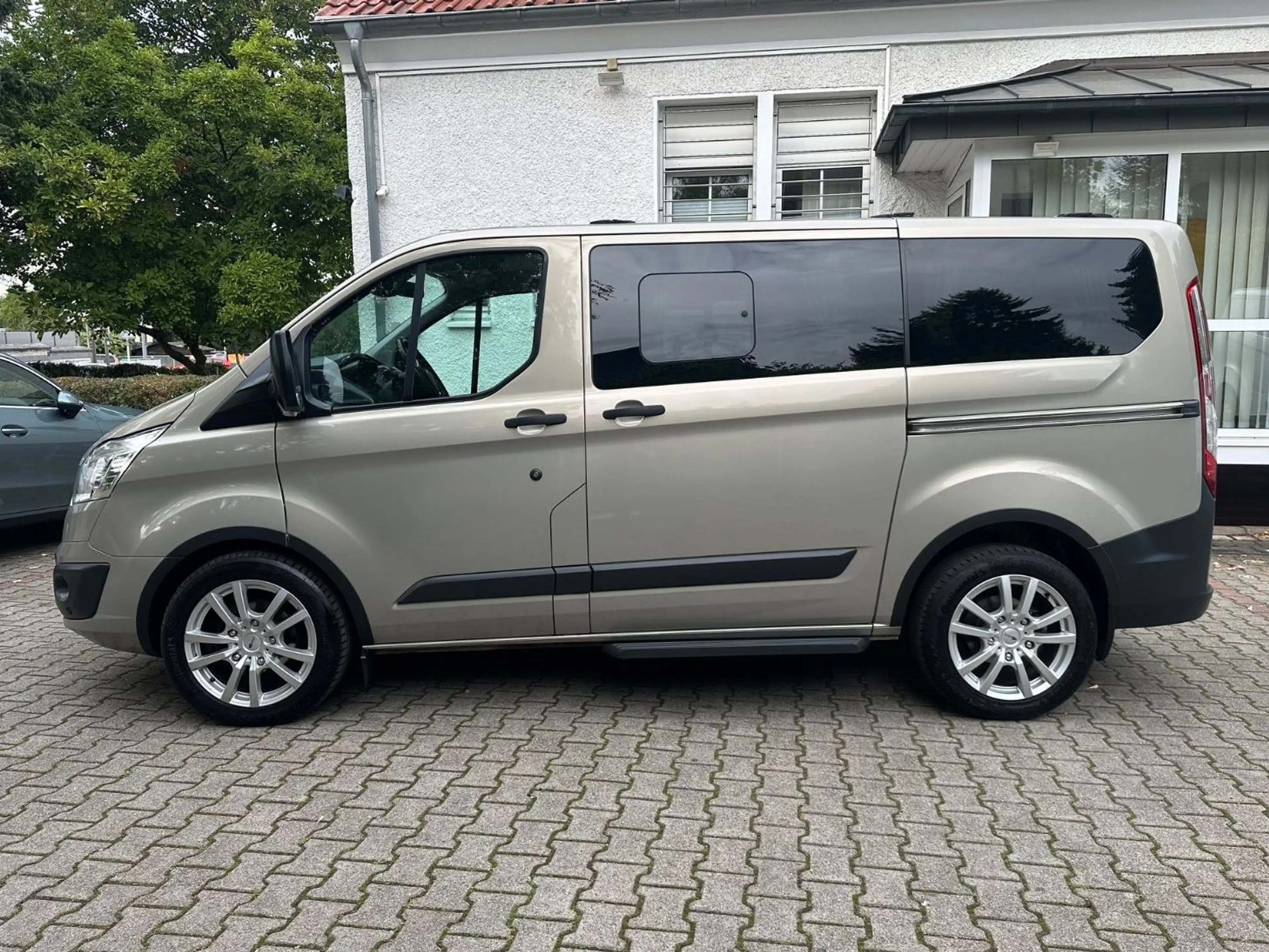 Ford Tourneo Custom /Euroline/Westfalia/Sortimo/1.Hand — photo 6