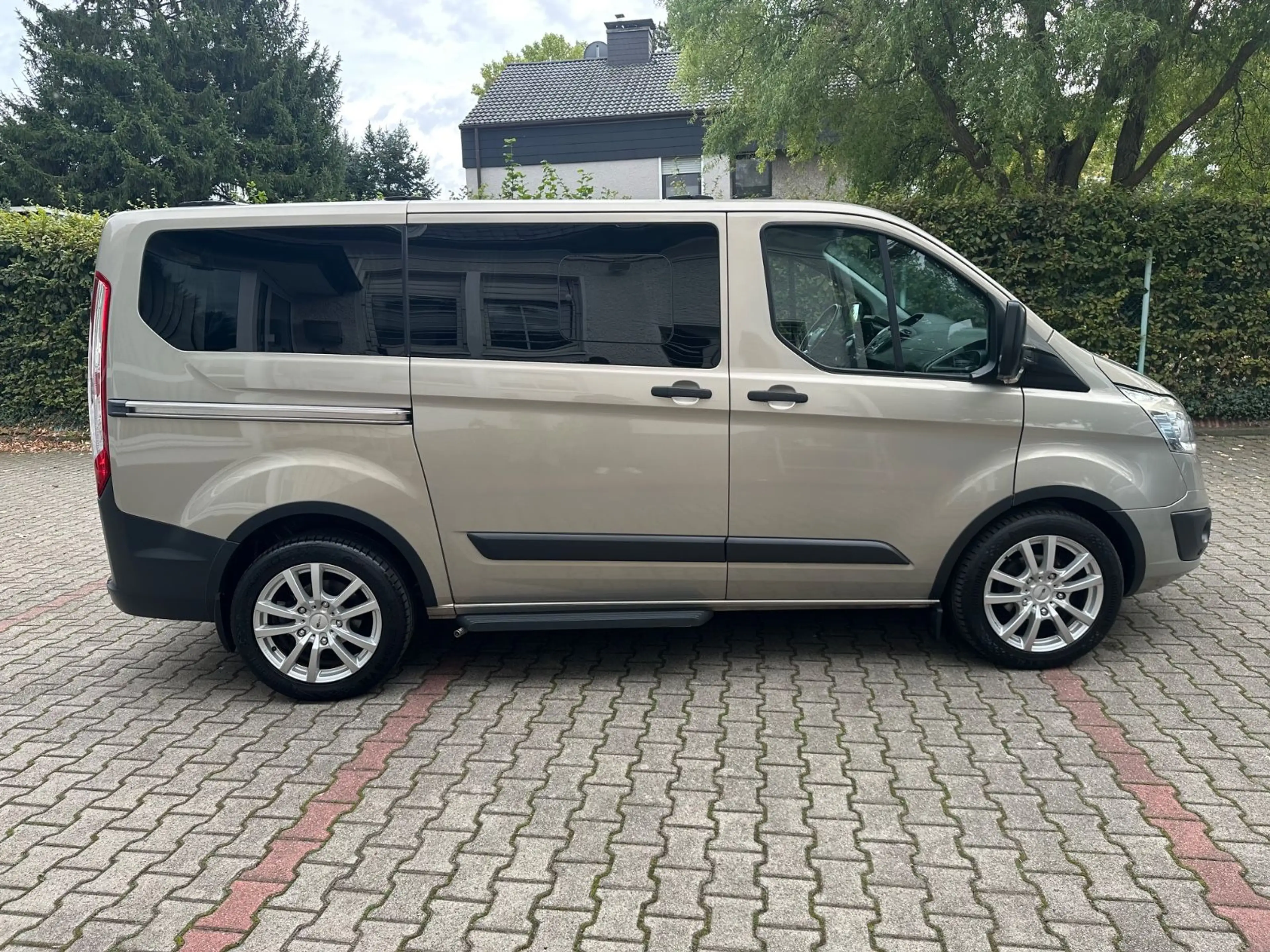 Ford Tourneo Custom /Euroline/Westfalia/Sortimo/1.Hand — photo 11