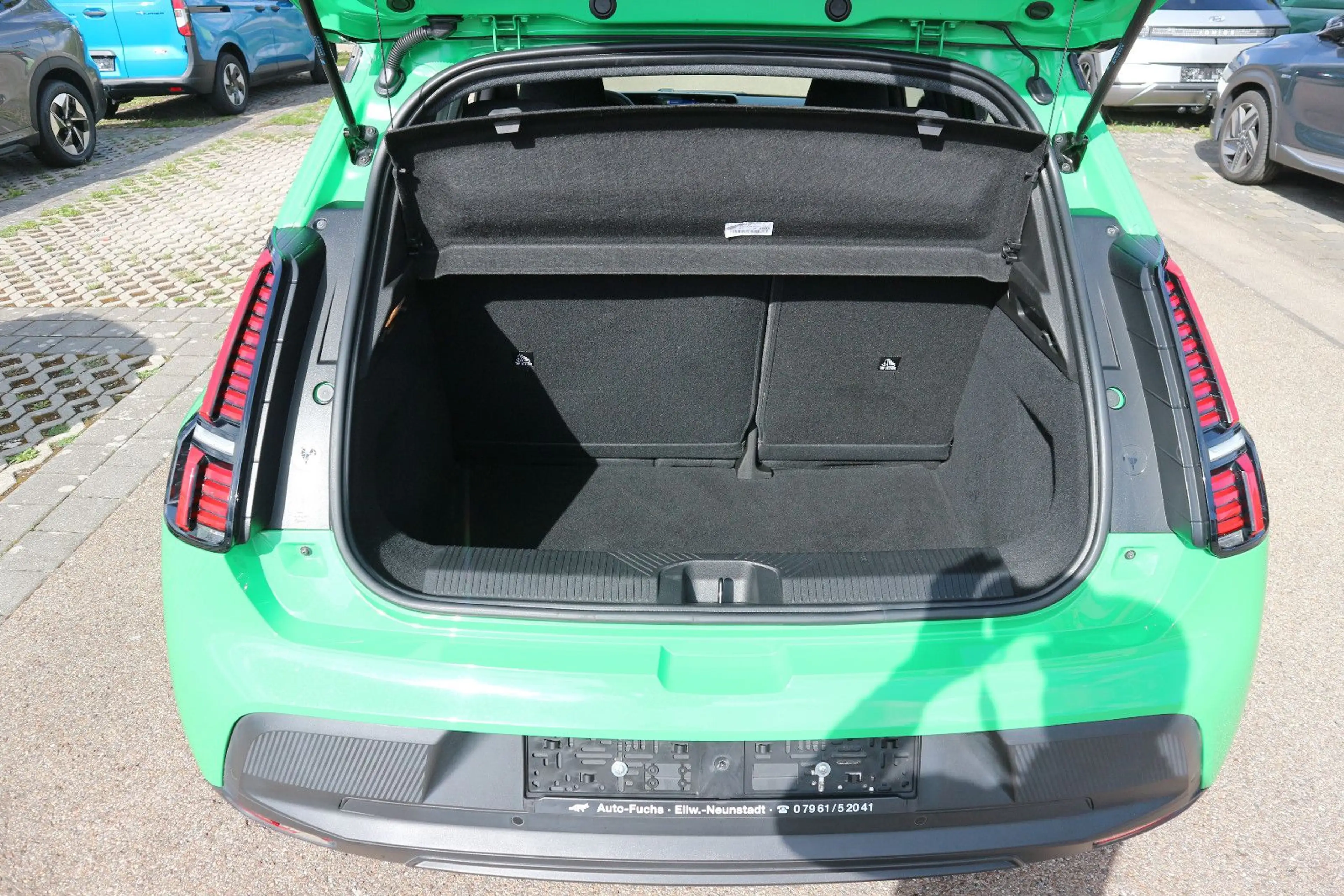 Renault R 5 E-Tech Electric 120 Urban Range Evolution — photo 6