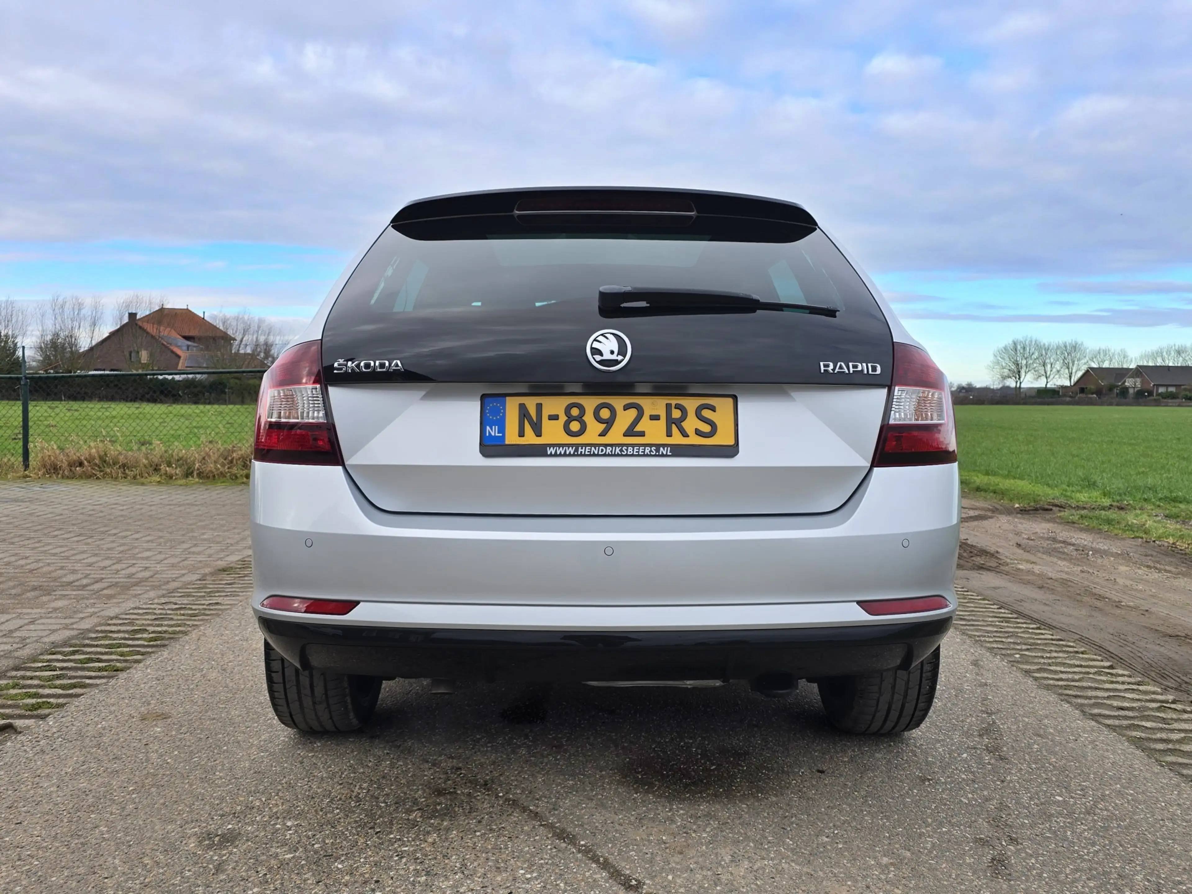Skoda Rapid/Spaceback 1.0 TSI Greentech Clever - 110 Pk - Euro 6 - AUTOM — photo 4