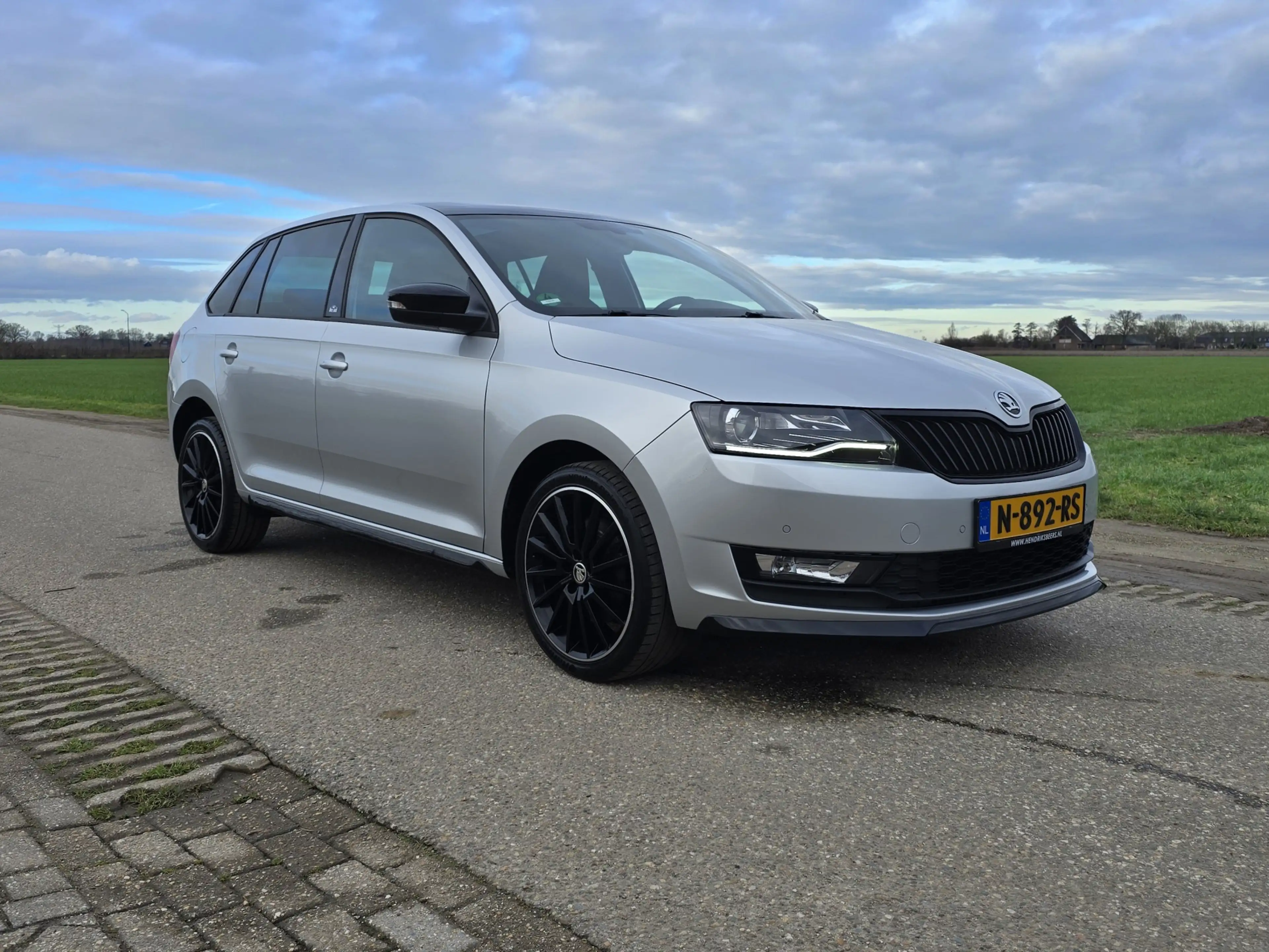 Skoda Rapid/Spaceback 1.0 TSI Greentech Clever - 110 Pk - Euro 6 - AUTOM — photo 9