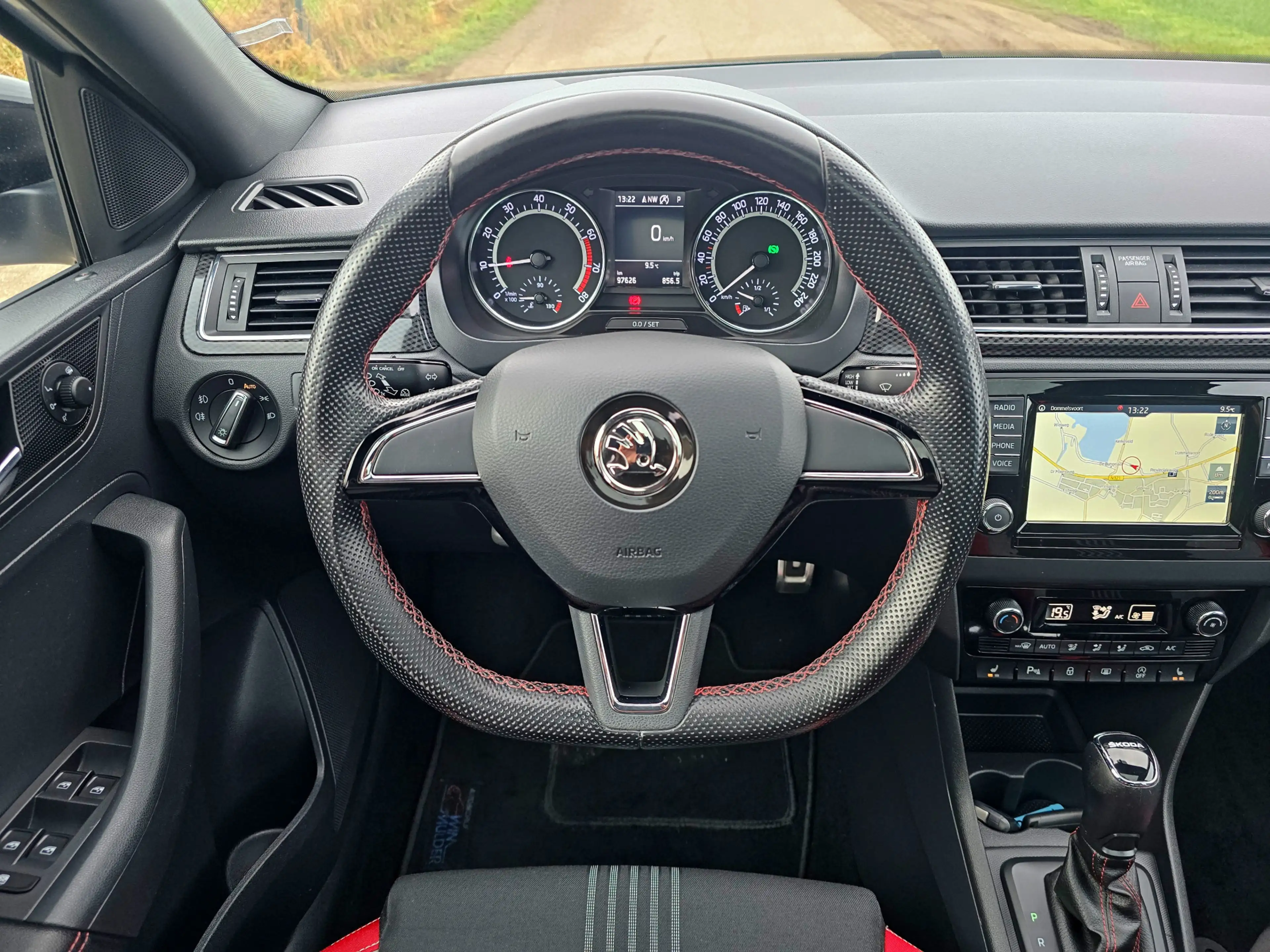 Skoda Rapid/Spaceback 1.0 TSI Greentech Clever - 110 Pk - Euro 6 - AUTOM — photo 27