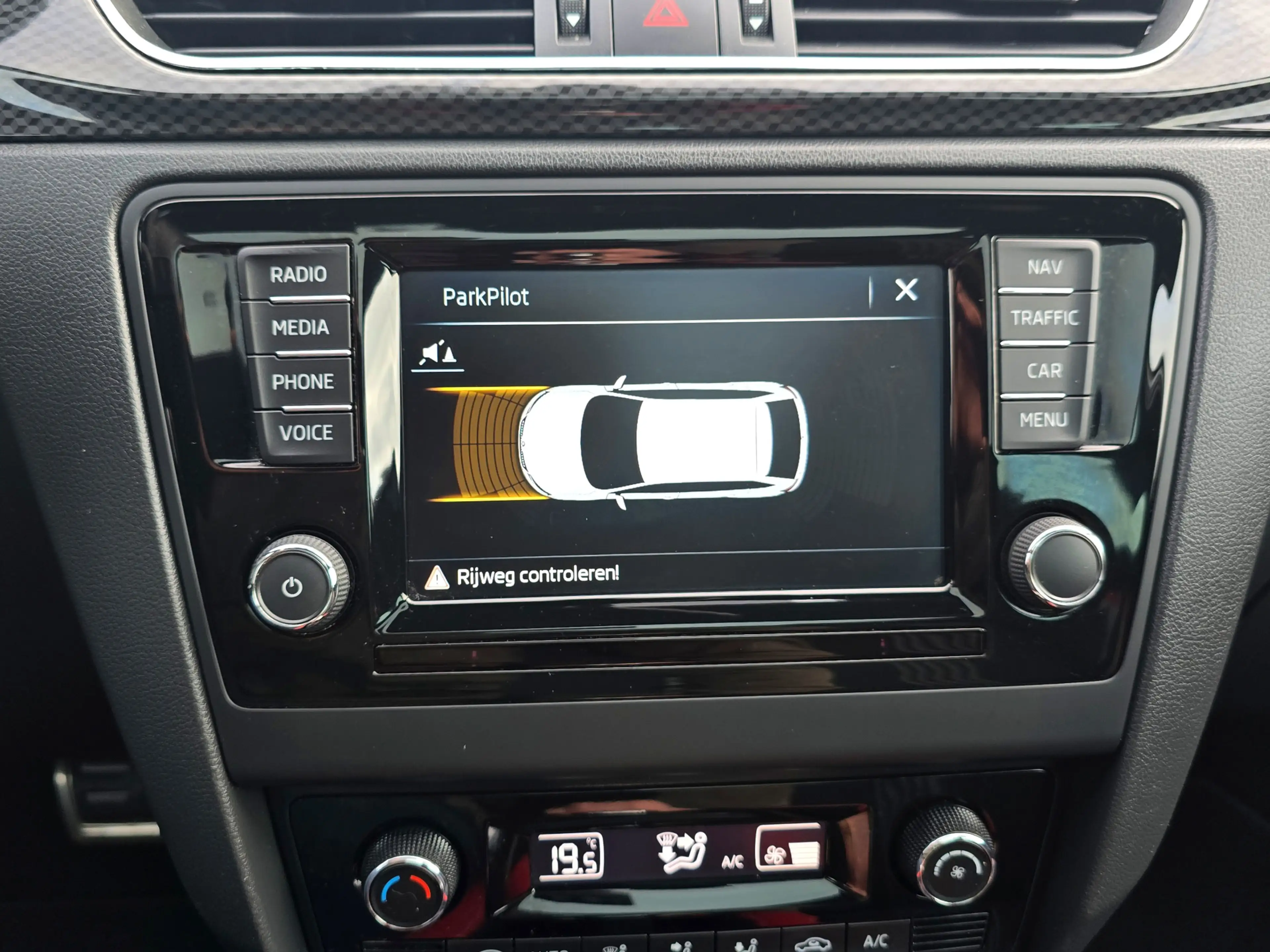 Skoda Rapid/Spaceback 1.0 TSI Greentech Clever - 110 Pk - Euro 6 - AUTOM — photo 44