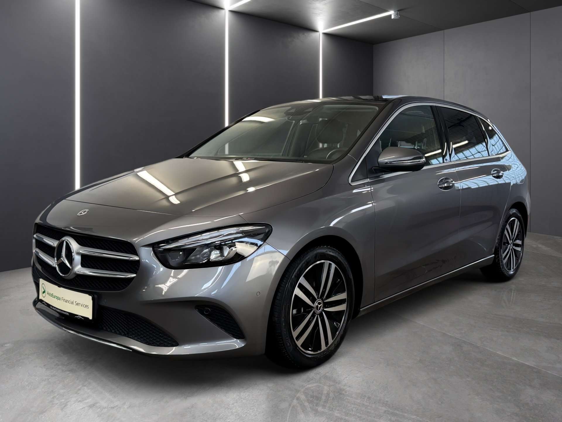 Second hand Mercedes Benz B-Class 200