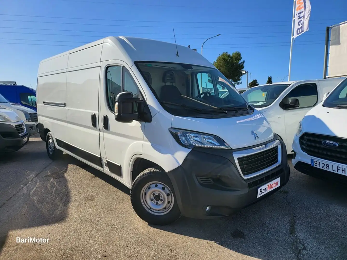 Peugeot Boxer 335 L2 H2 BHDI 103kW 140CV SS 6 V. M Blanco - 2