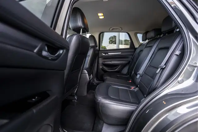 Mazda CX-5 view 10