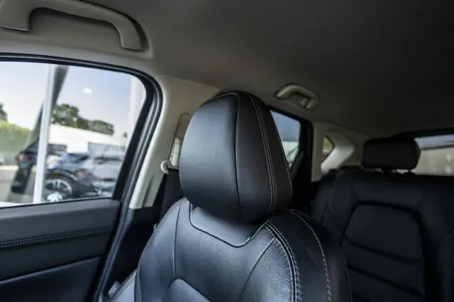 Mazda CX-5 view 12