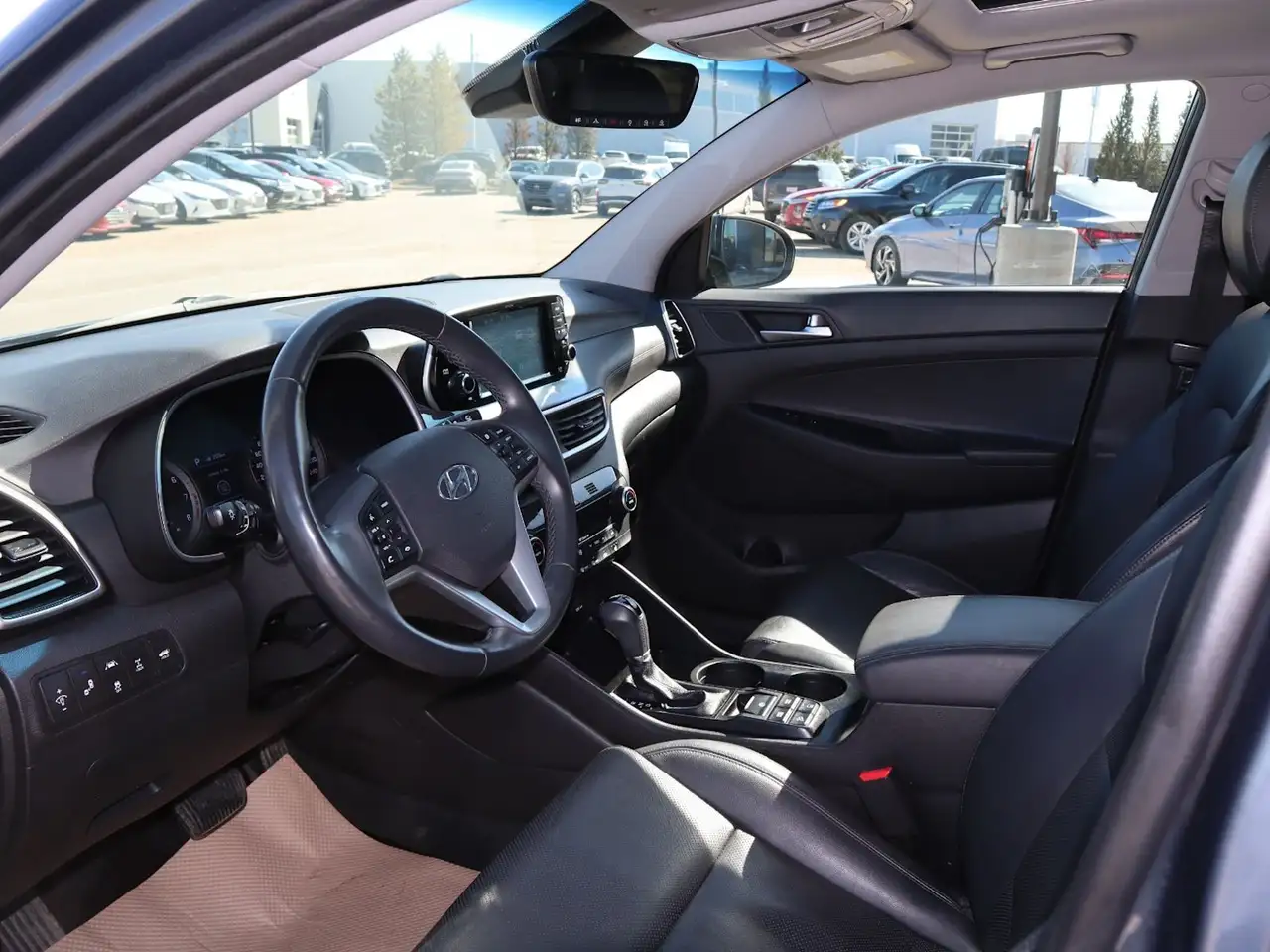 Hyundai TUCSON снимка Hyundai TUCSON