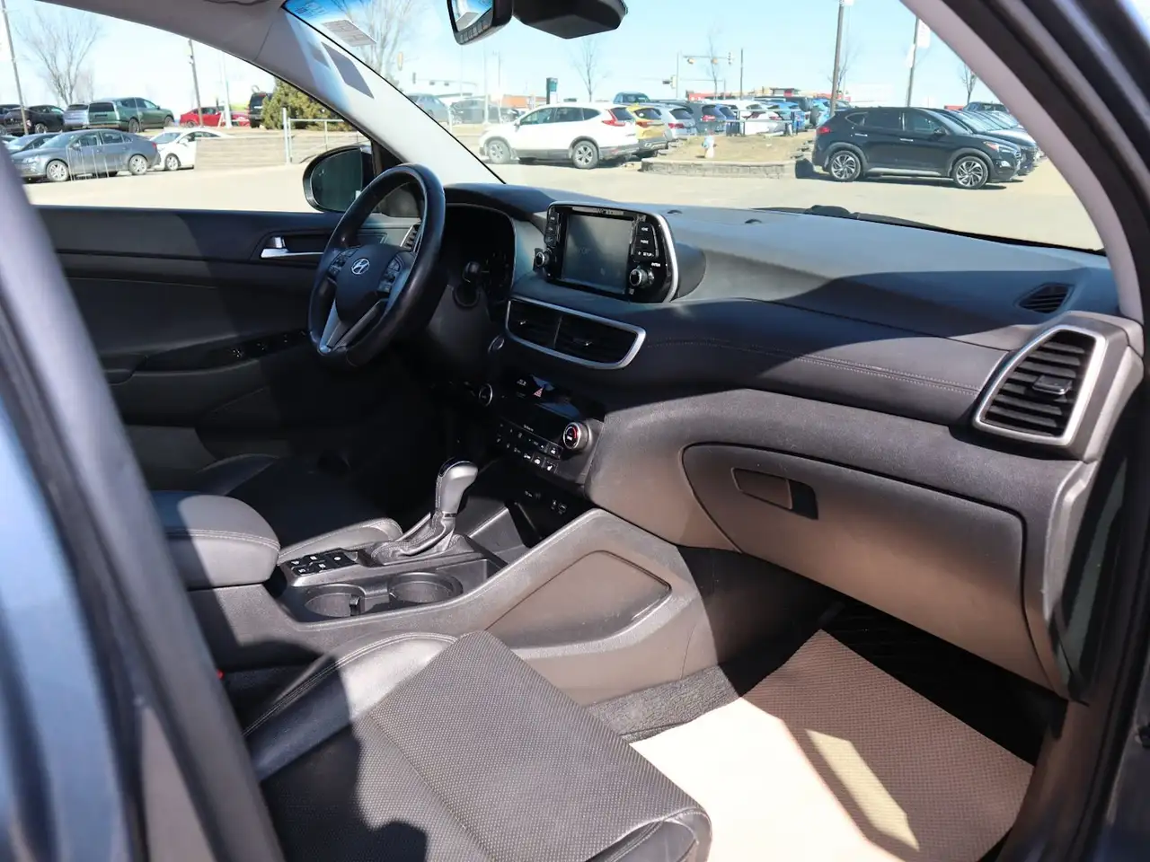 Hyundai TUCSON снимка Hyundai TUCSON
