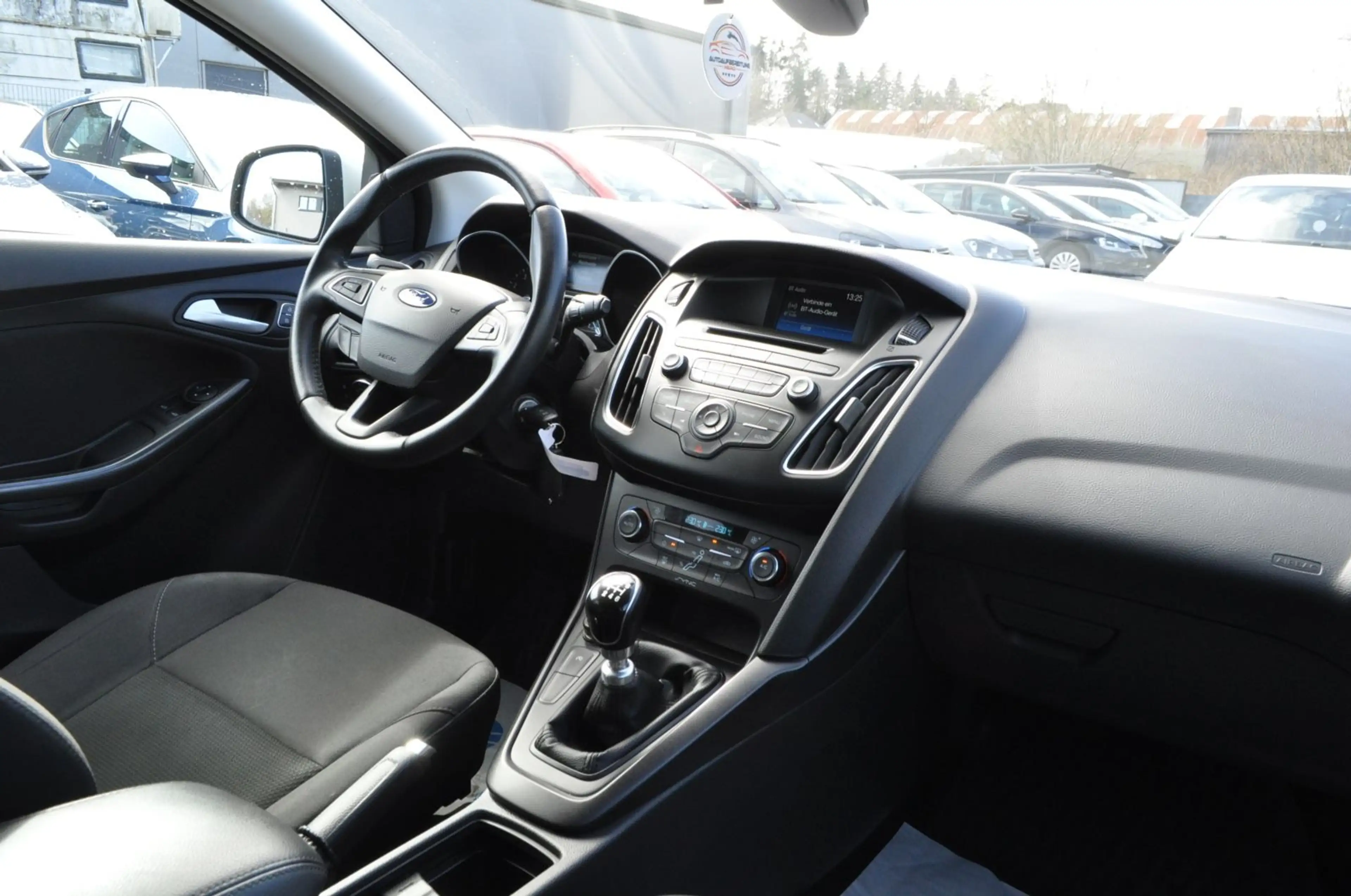 Ford Focus Turnier Business /TEMPOMAT/AHK/KLIMA — photo 11