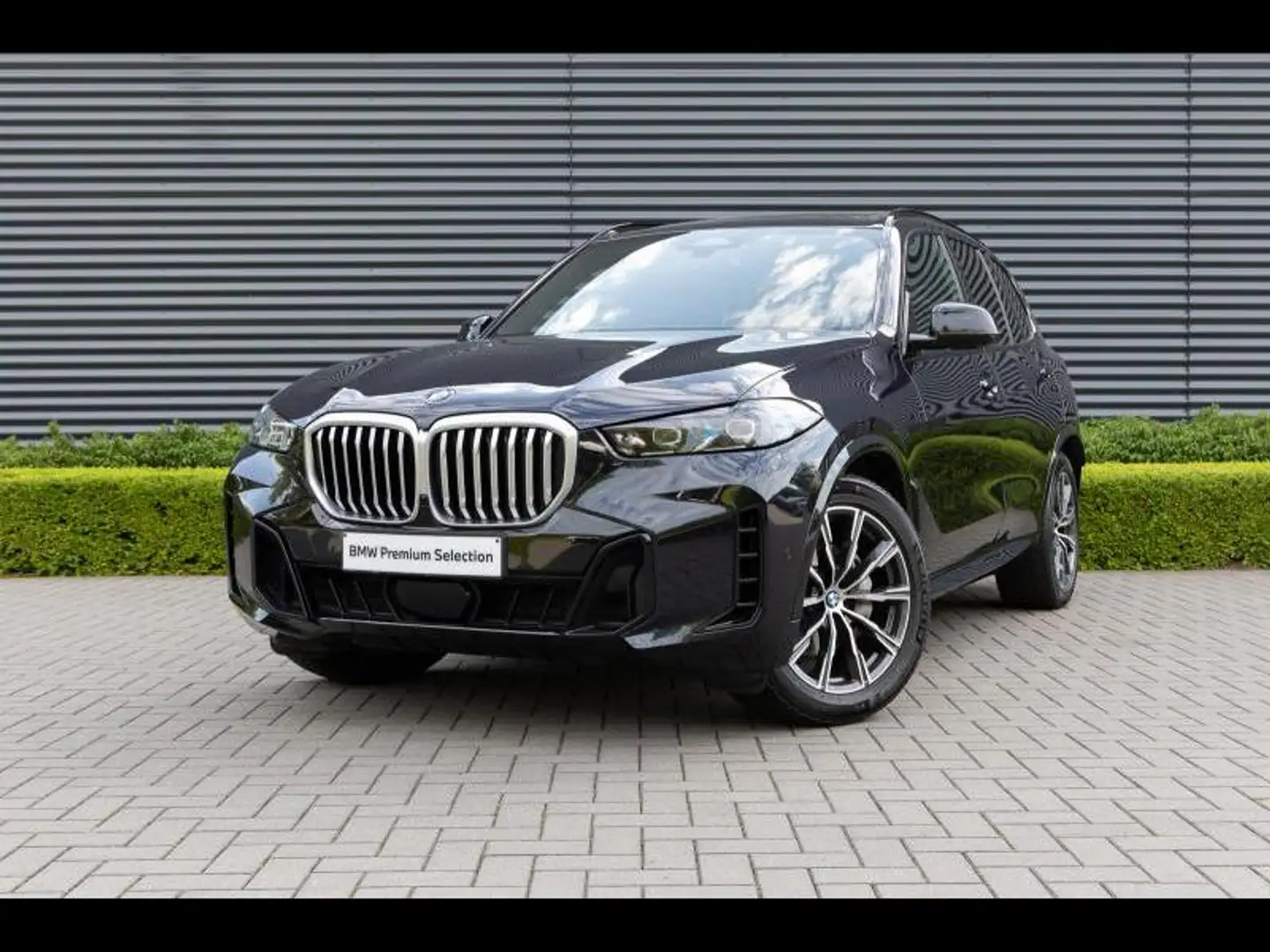 BMW X5 M-Sport - 7 Seater **7-SEATS**/Adapt.Air Susp./Pan Schwarz - 1