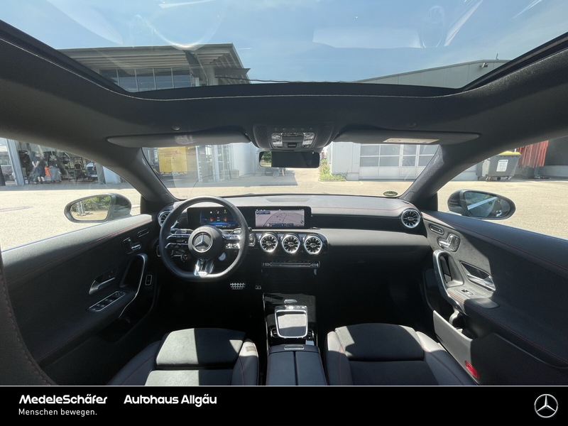Mercedes-Benz CLA 35 AMG Mercedes-AMG CLA 35 4MATIC Coupé AMG Line/PanoSD — photo 9