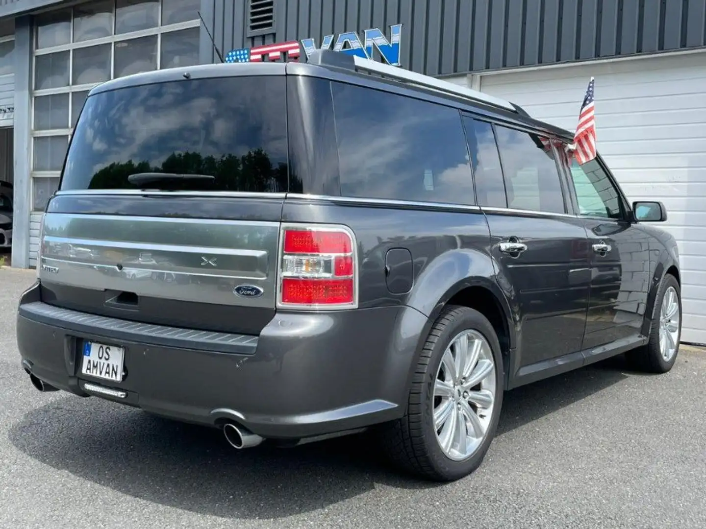 Ford Flex Ford Flex Limited AWD 3.5 Ecoboost 370PS VOLL siva - 2