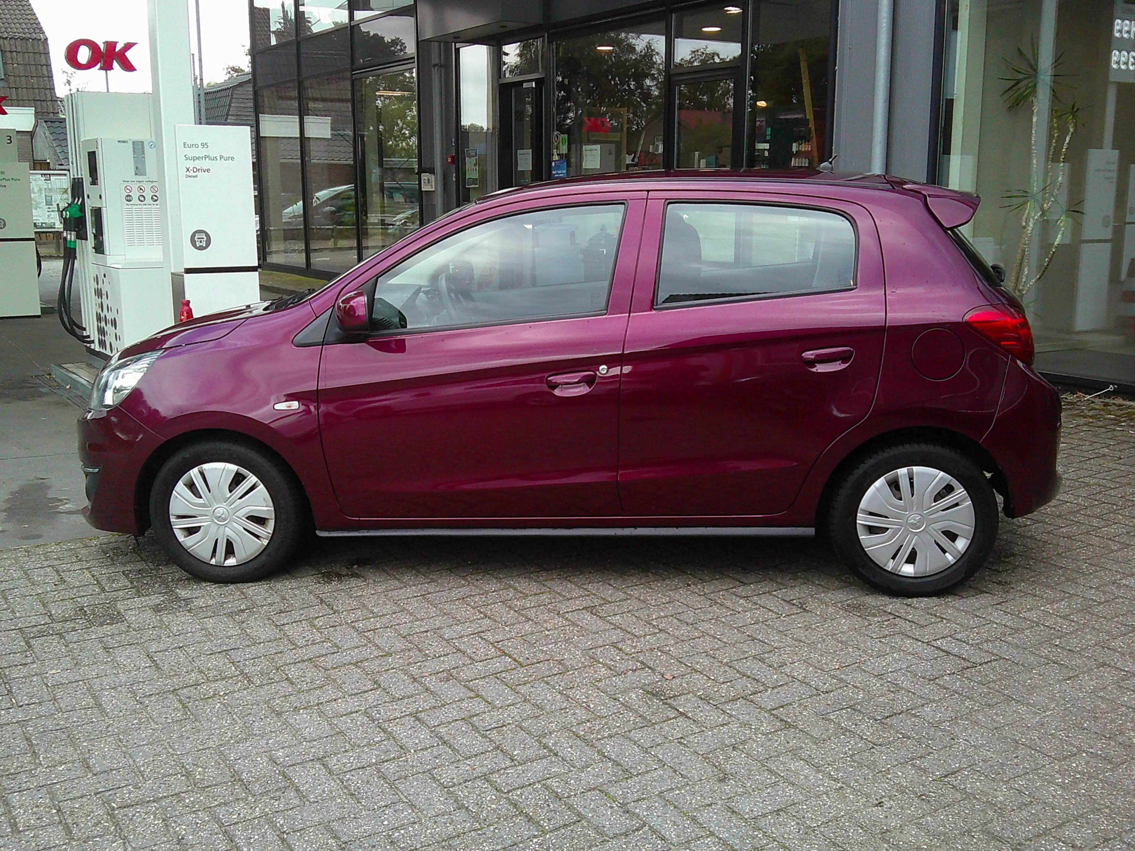 Mitsubishi Space Star 1.0 Cool+ Staat in De Krim — photo 2