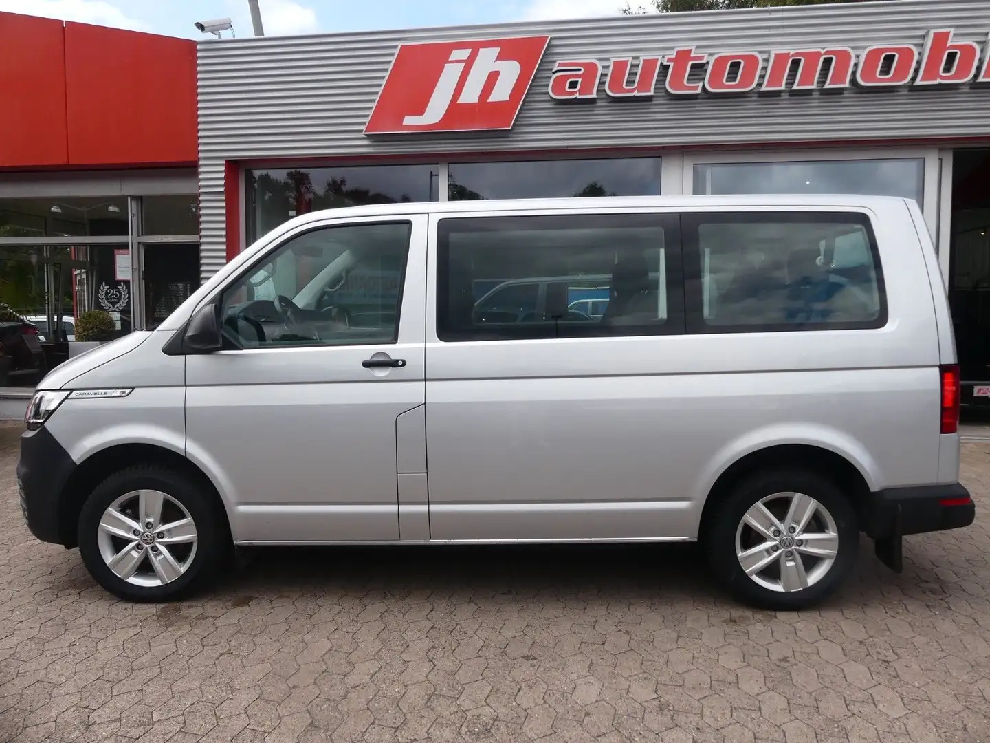 Volkswagen T6 Caravelle T6.1 Caravelle*DSG*8-Sitzer*MwSt*PDC*ab 299€ Silber - 2