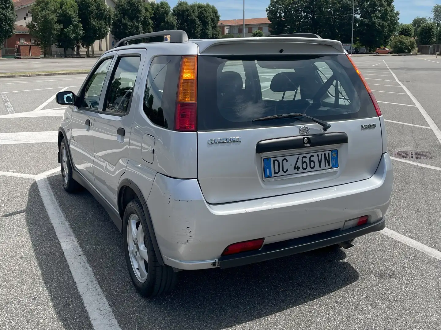 Suzuki Ignis Ignis 1.3 Standard 2wd - 2