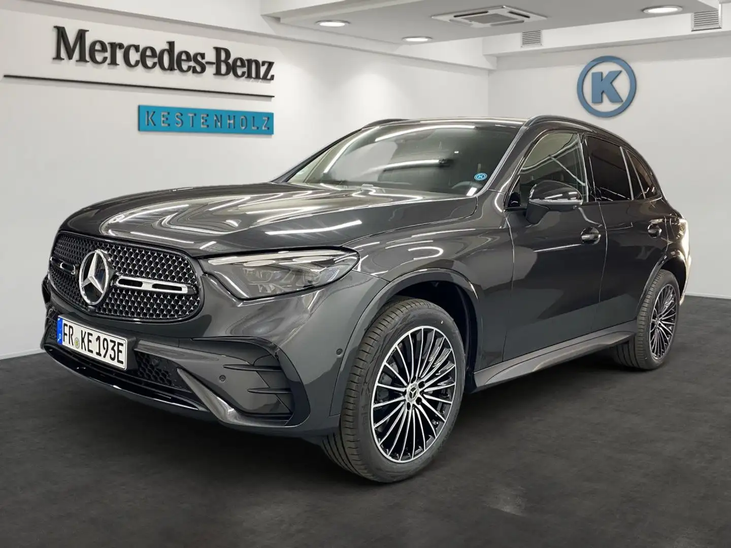 Mercedes-Benz GLC 300 de 4Matic AMG+AHK+EASY-PACK+DIGITAL+360° Grau - 2