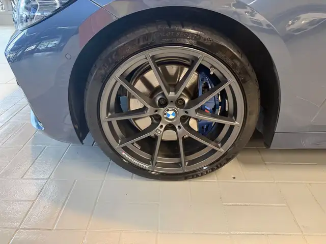 BMW M4 view 26