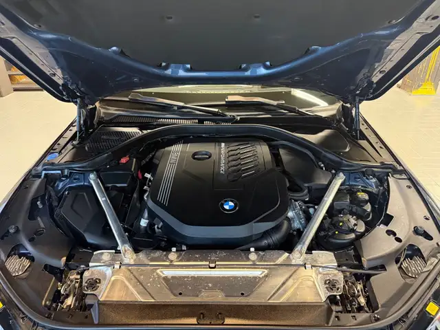 BMW M4 view 27