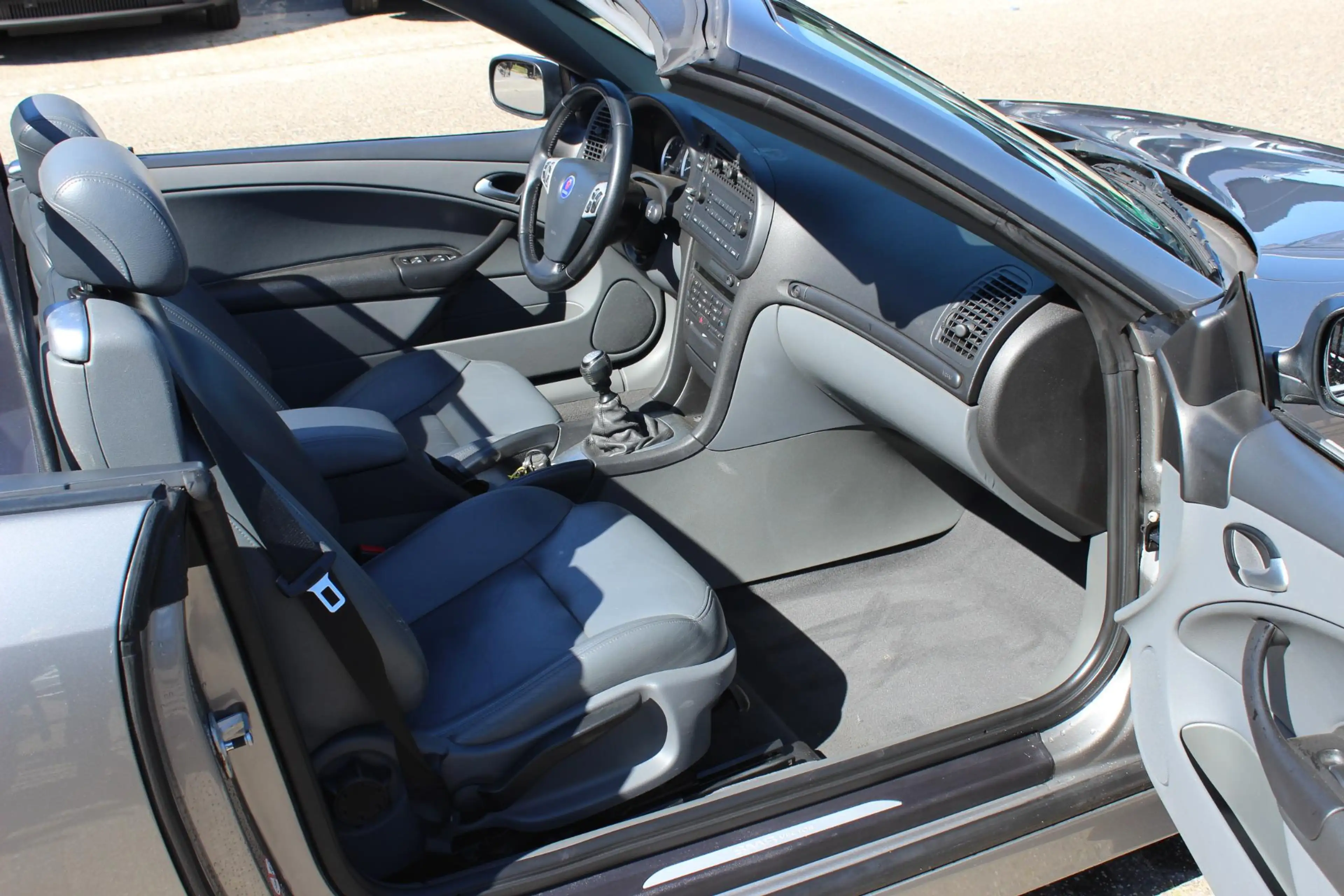 Saab 9-3 Cabrio 1.8t Vector — photo 7