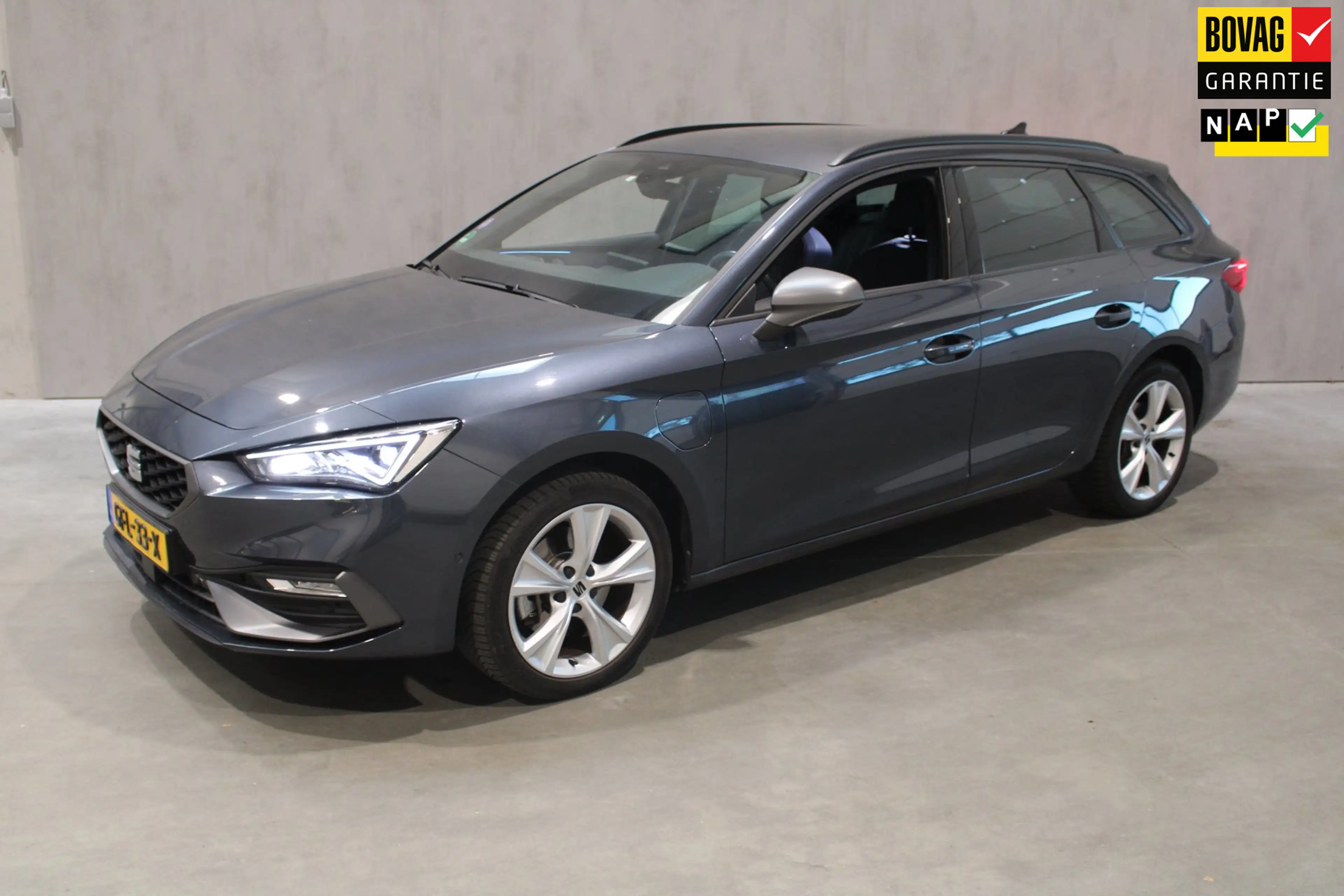 SEAT Leon e-Hybrid Sportstourer 1.4 TSI eHybrid PHEV FR Camera/Cruise