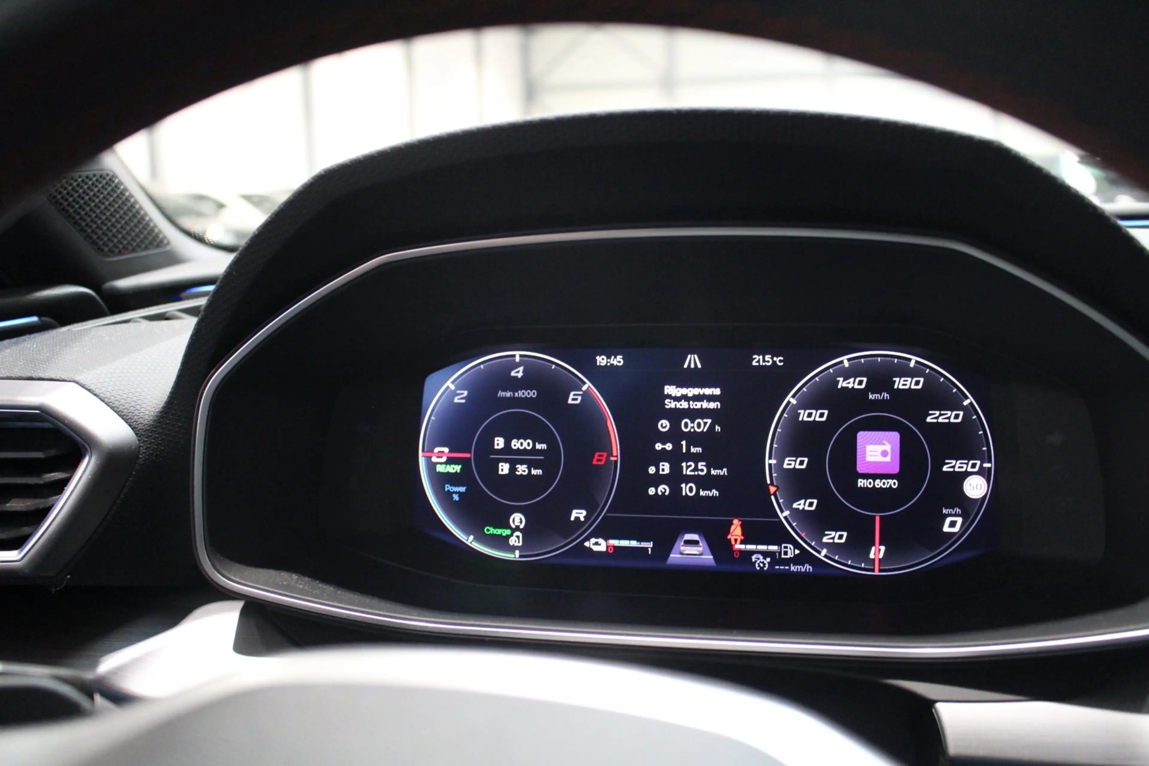 SEAT Leon e-Hybrid Sportstourer 1.4 TSI eHybrid PHEV FR Camera/Cruise — photo 8