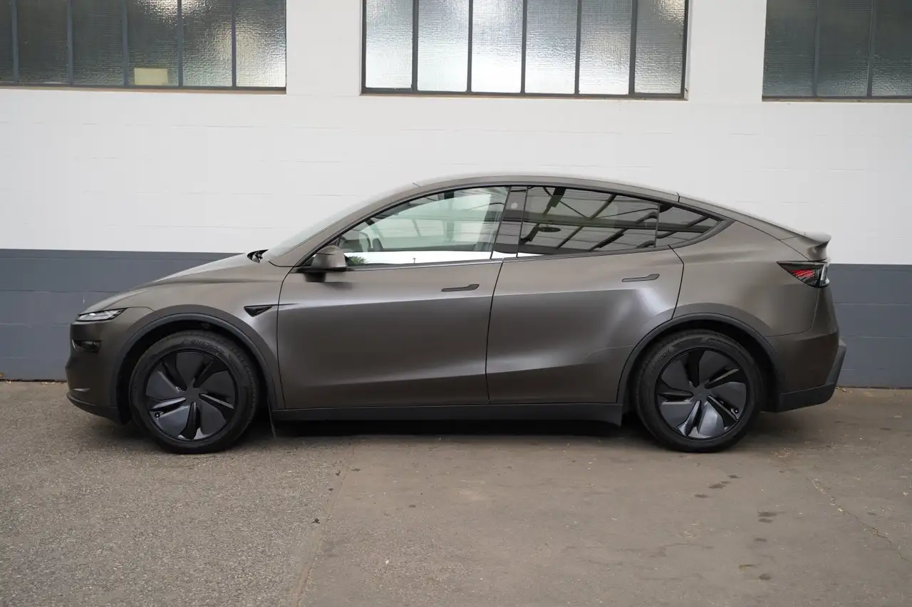 Tesla Model Y RWD Premium *AHK*foliert*, миниатюра 4