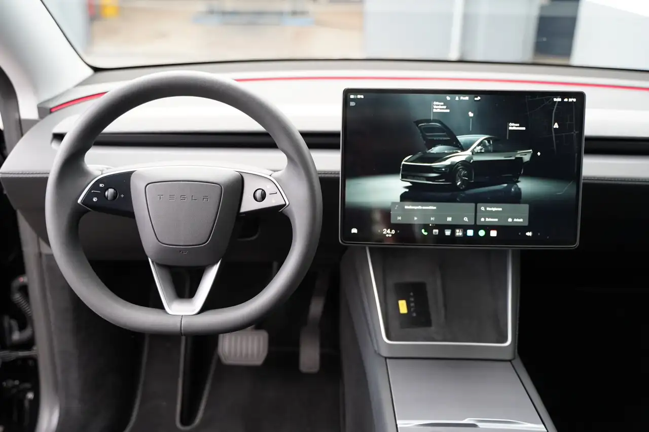 Tesla Model Y RWD Premium *AHK*foliert*, миниатюра 16