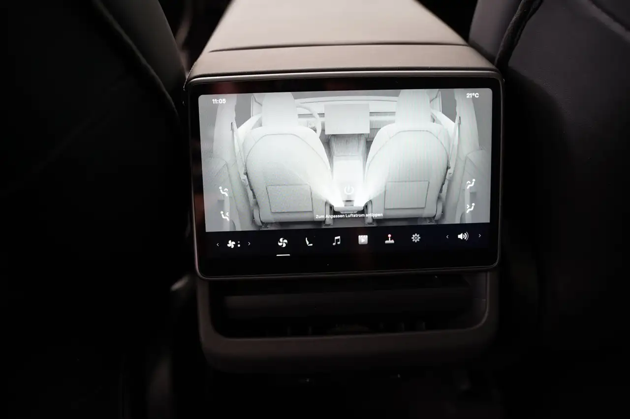 Tesla Model Y RWD Premium *AHK*foliert*, миниатюра 15