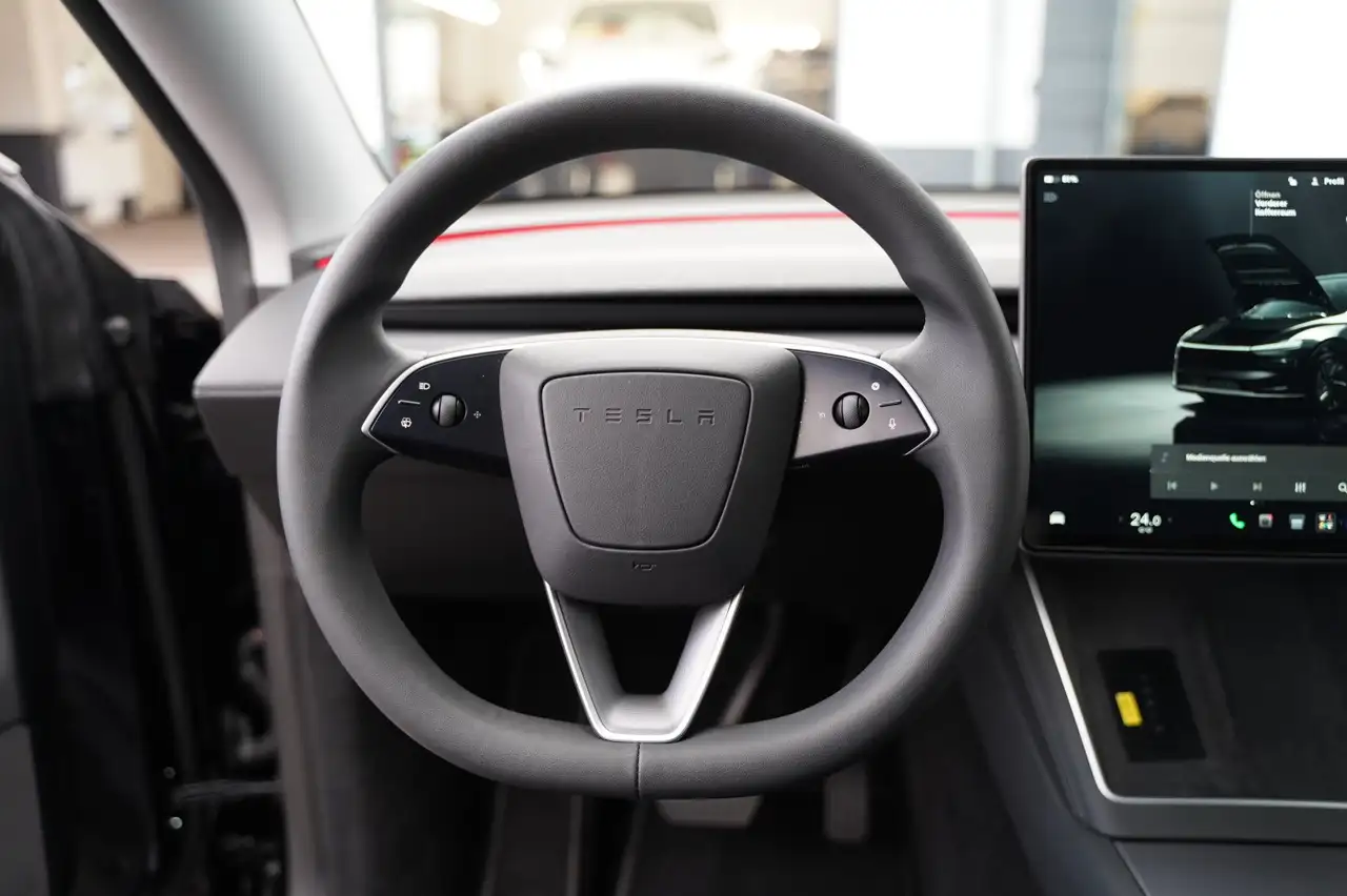 Tesla Model Y RWD Premium *AHK*foliert*, миниатюра 17