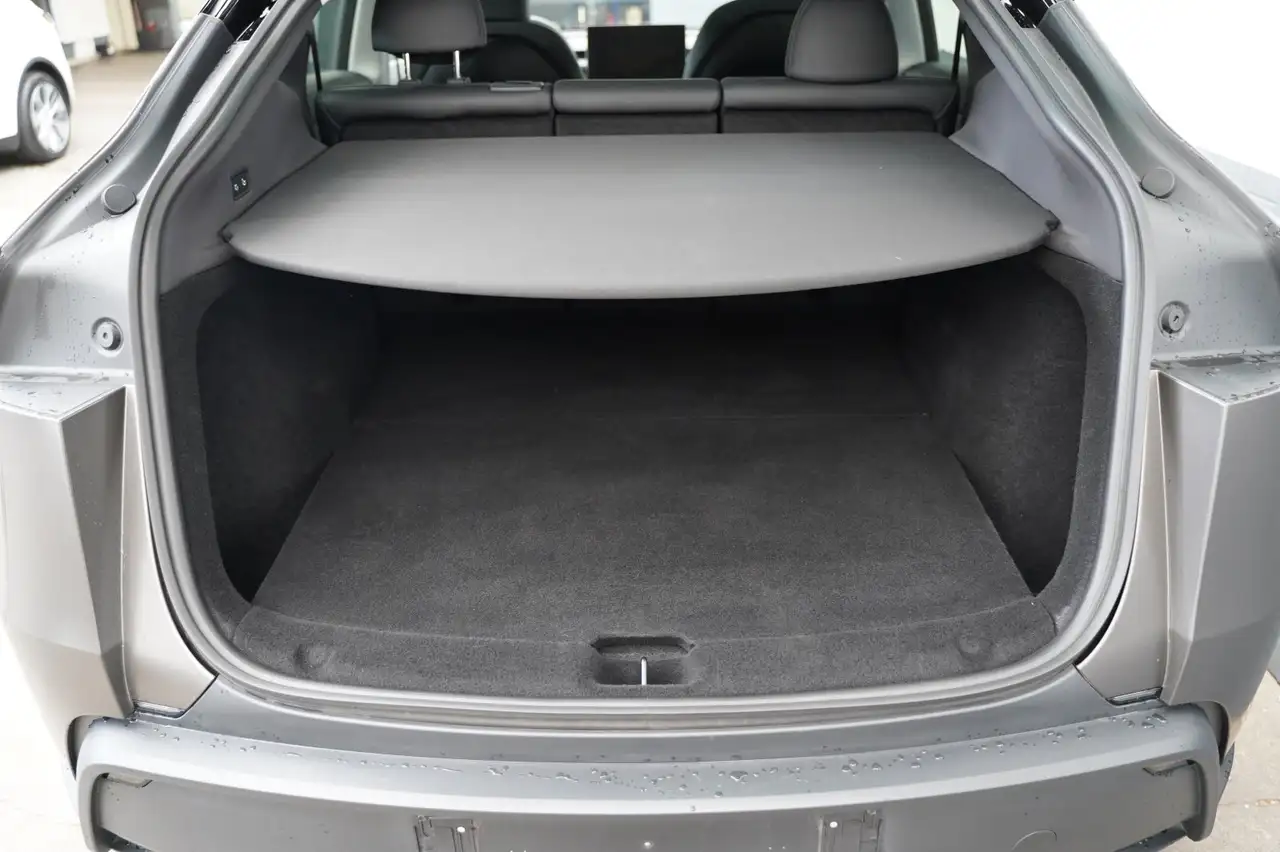Tesla Model Y RWD Premium *AHK*foliert*, миниатюра 8