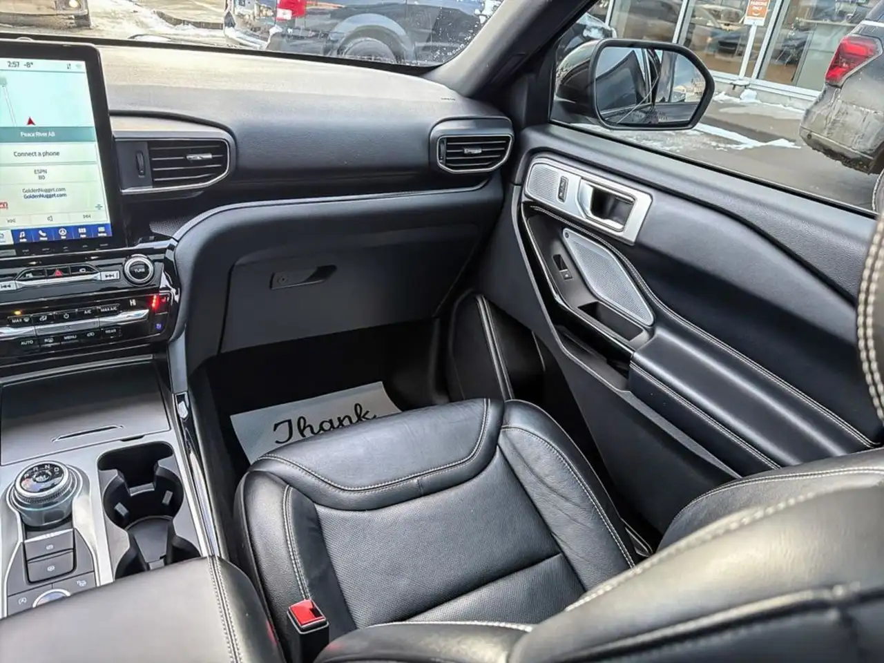 Ford Explorer снимка Ford Explorer