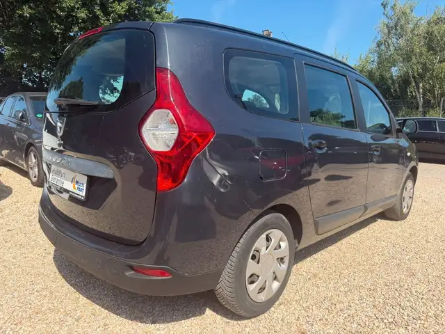 Dacia Lodgy view 4