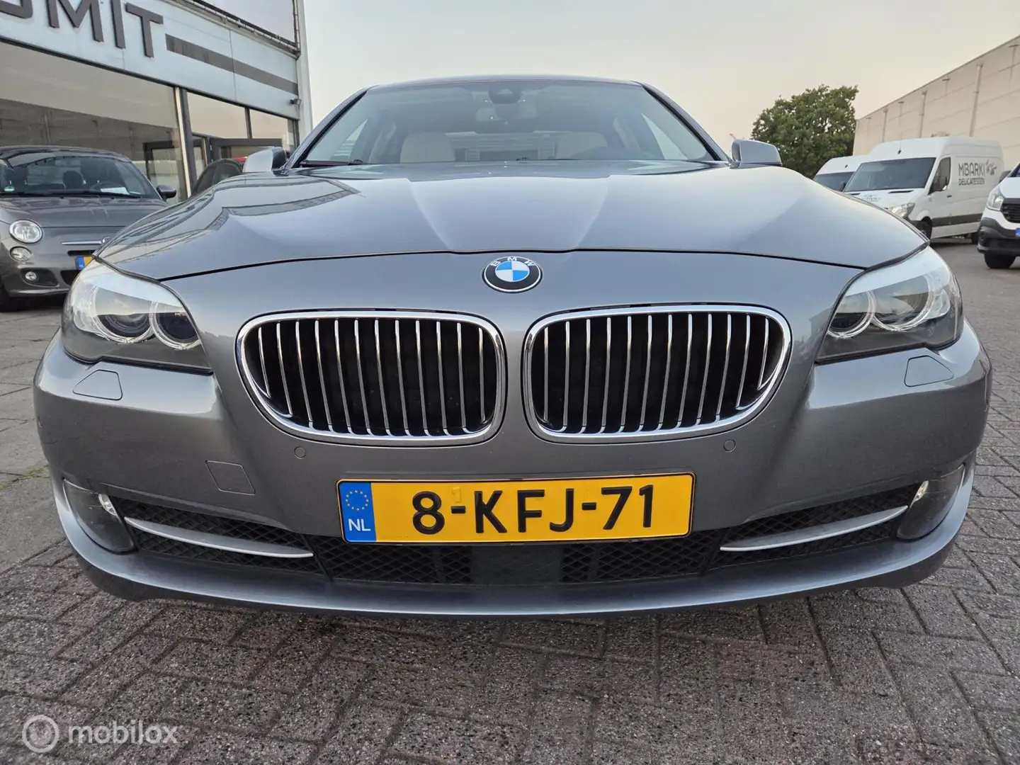 BMW 528 5-serie 528i Exec.Leder|HeadUp|Camera|Trek|NL Grijs - 2