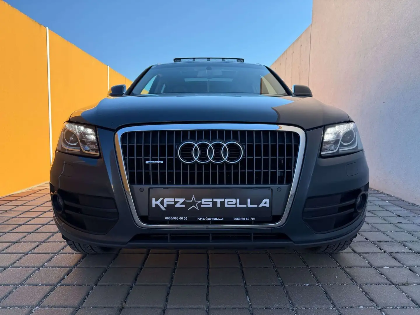 Audi Q5 2.0 TDI quattro/S-Tronic/Leder Grau - 2