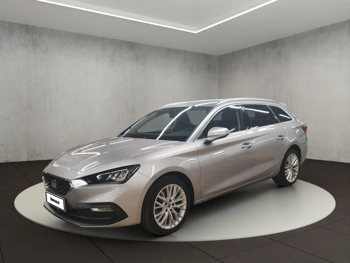SEAT Leon Sportstourer XCELLENCE 2.0 TDI 7-Gang DSG, Argent - 1