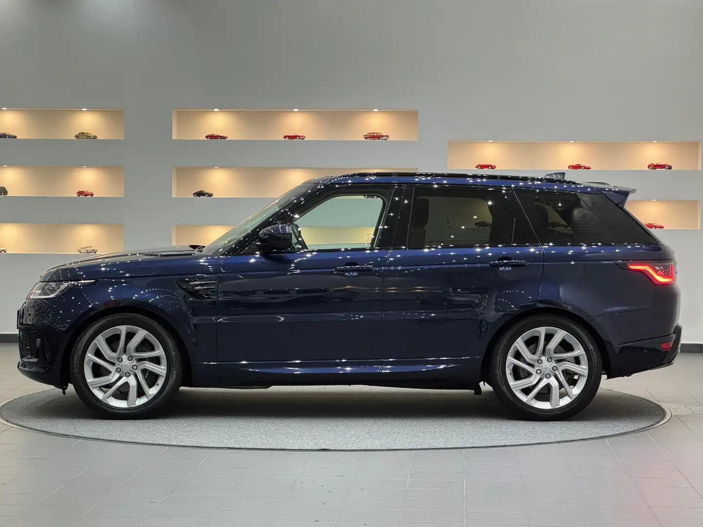 Land Rover Range Rover Sport HSE Dynamic Hybrid *Standheizung*360°Kamera*Kühlfach* Blau - 2