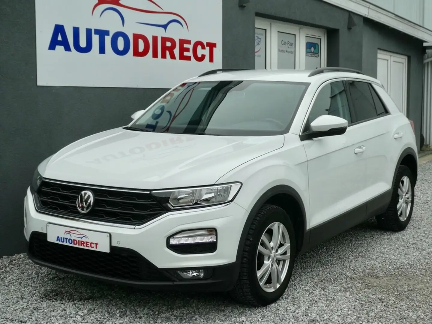 Volkswagen T-Roc 1.0 TSI IQ.Drive Airco, Navi, Carplay, Dab, PDC Weiß - 1
