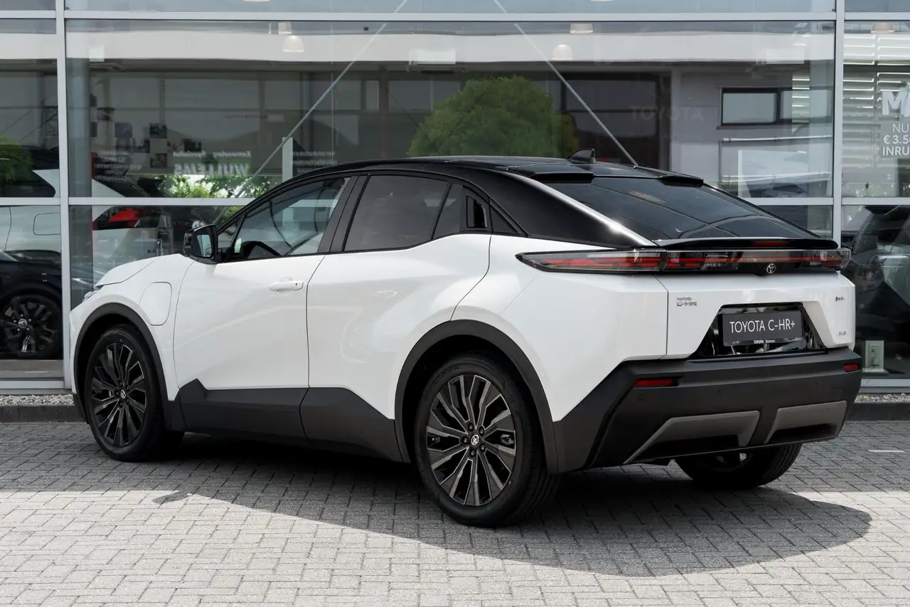 Toyota C-HR 2026 — фото 8