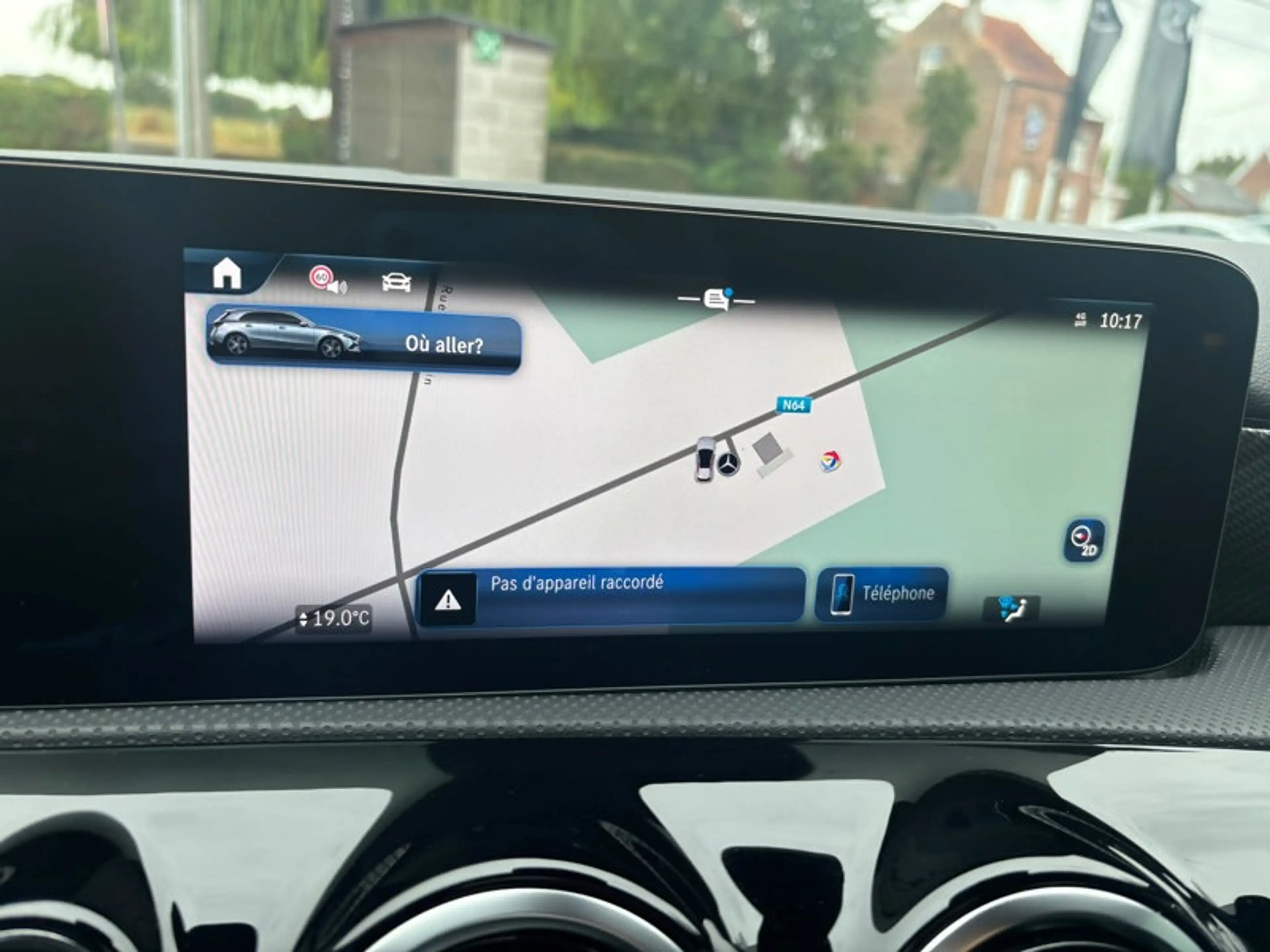 Mercedes-Benz A 180 Luxury Line — photo 15
