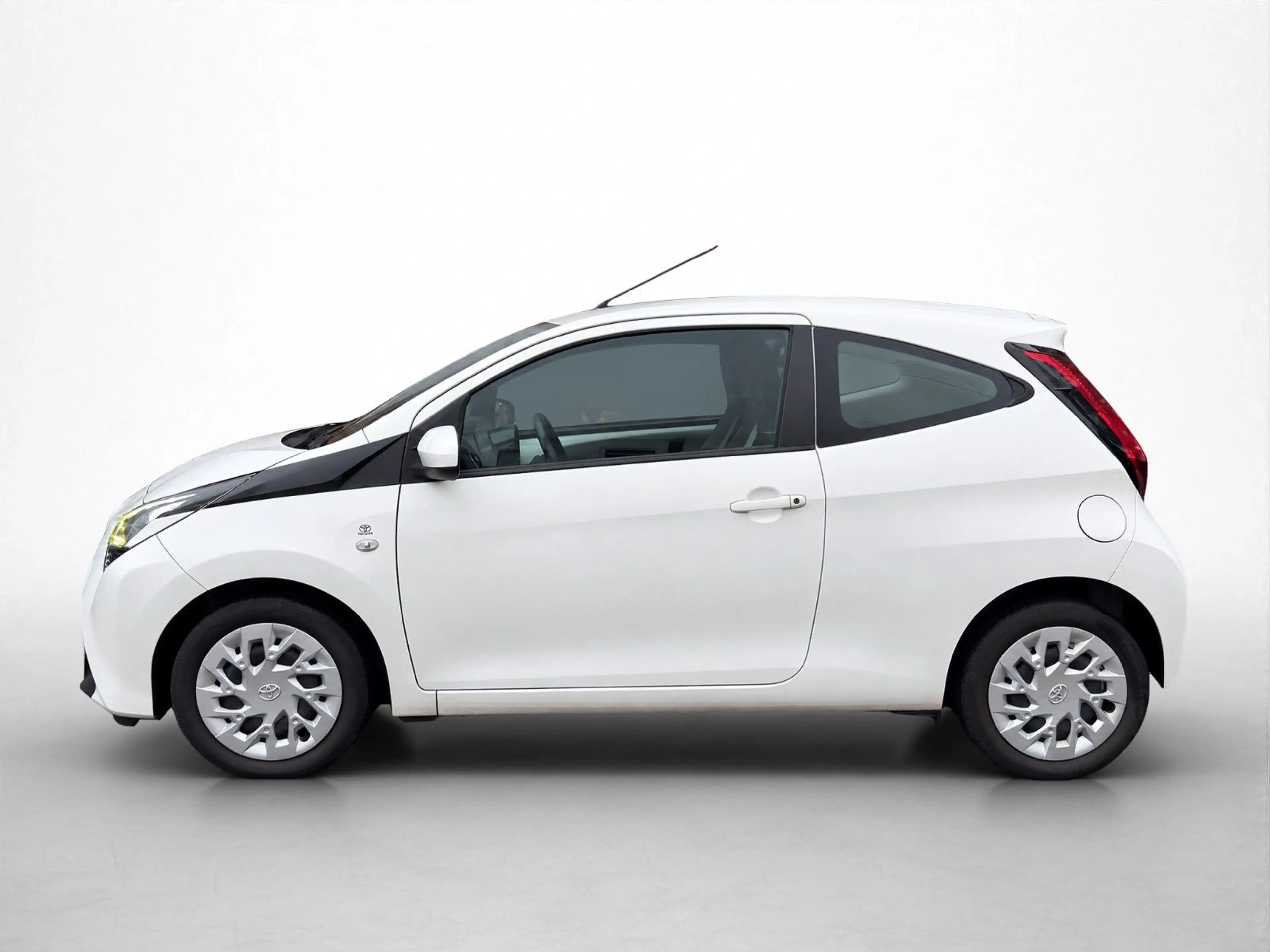 Toyota Aygo x-play Automatik *2.Hand/USB/AUX/Bluetooth* — photo 8